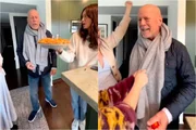 Bruce Willis comemorou 68 anos rodeado pela família Bruce Willis comemorou 68 anos rodeado pela família