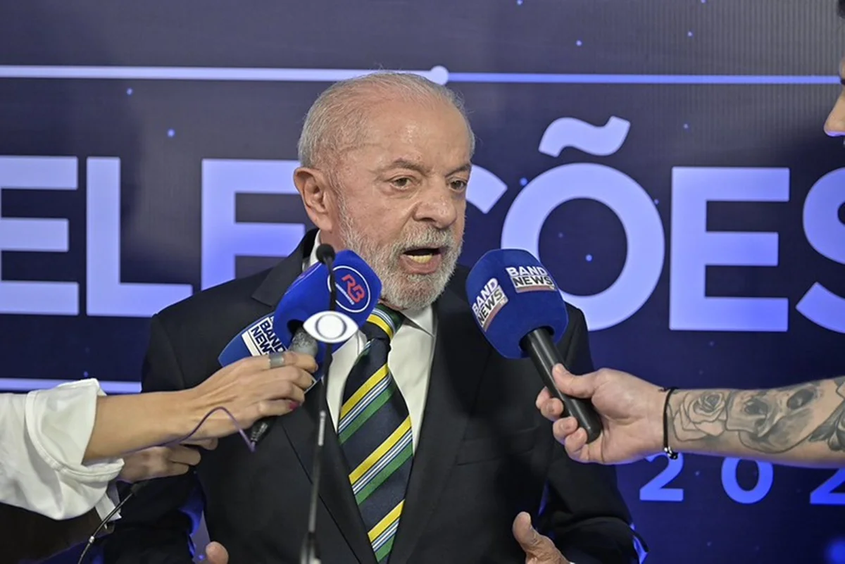 O presidente Lula O presidente Lula