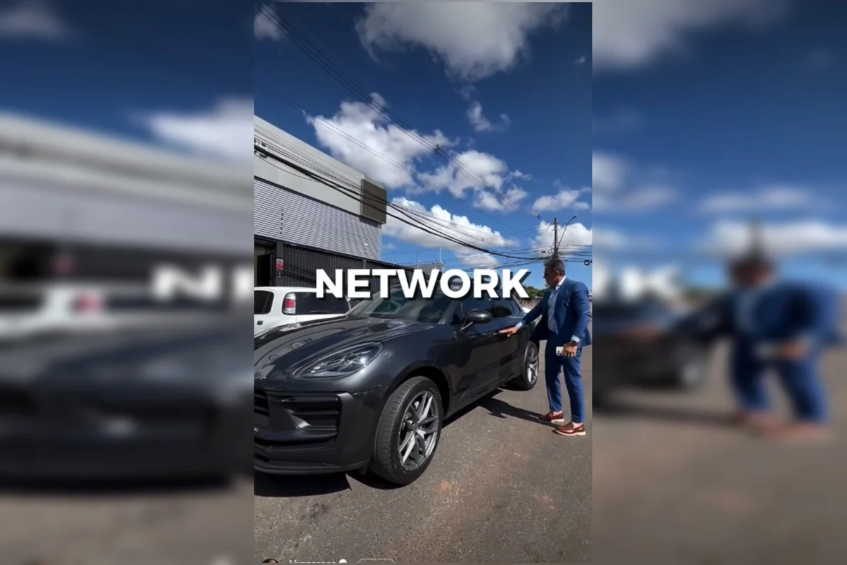 O Porsche ostentado pelo empresário é alvo de uma ação de busca e apreensão do Itaú Unibanco O Porsche ostentado pelo empresário é alvo de uma ação de busca e apreensão do Itaú Unibanco