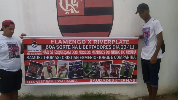 Família de vítima em incêndio no CT do Flamengo: “Não esqueçam”