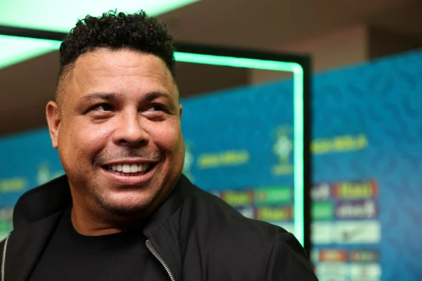 Ronaldo Fenômeno sorrindo