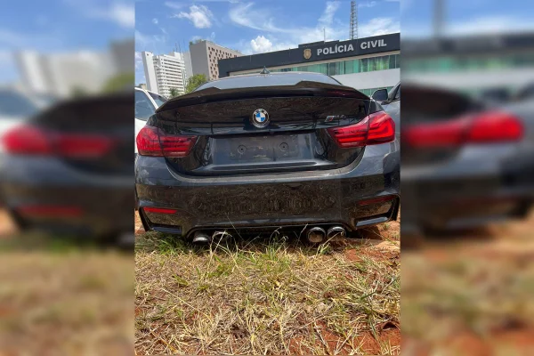 Veja carrões do playboy do drift apreendidos em pátio da PCDF