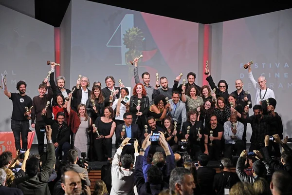 “Como Nossos Pais” ganha seis prêmios no Festival de Cinema de Gramado