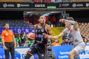 No Brusque, o ala-armador Marcus (25) conseguiu fazer quatro pontos em cinco tentados (80%) com mais de 20 minutos em quadra