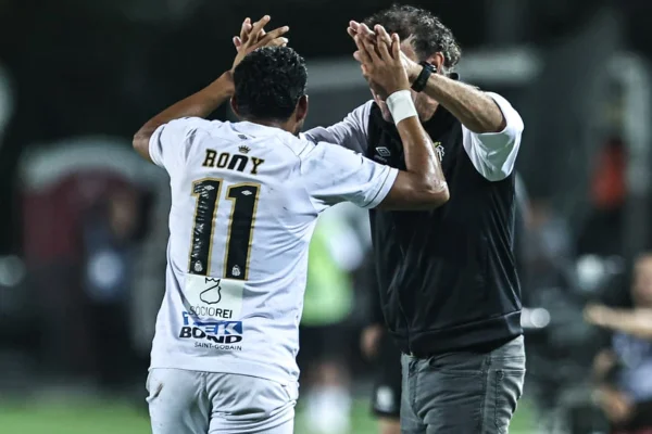 Santos é único brasileiro a vencer na Sul-Americana; veja resultados - destaque galeria Santos é único brasileiro a vencer na Sul-Americana; veja resultados - destaque galeria