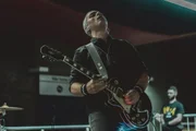 Para justificar a cobrança de um cachê de R$ 30 mil, a banda apresenta notas fiscais emitidas para shows particulares para uma consultoria de engenharia, para uma pessoa física e para uma das empresa.