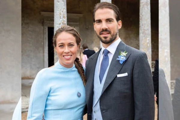 Nina Fhlor e príncipe Philippos da Grécia e da Dinamarca