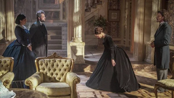 Condessa de Barral (Mariana Ximenes) e Dom Pedro II (Selton Mello) em Nos Tempos do Imperador