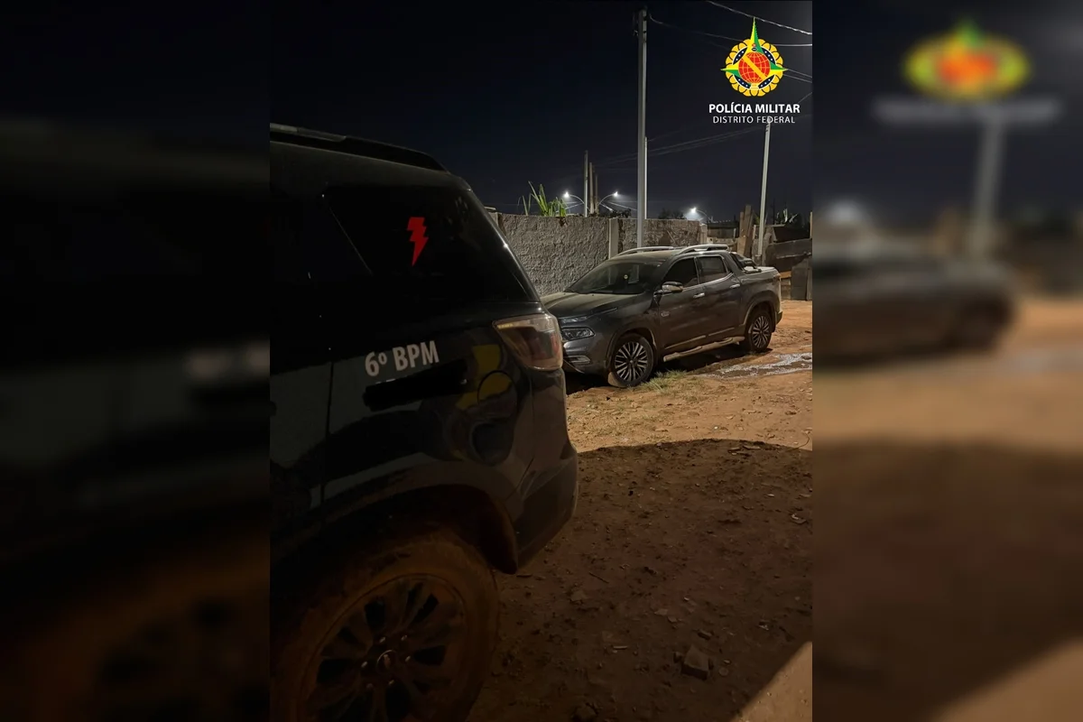 Policiais militares do Distrito Federal (PMDF) recuperaram o veículo horas depois Policiais militares do Distrito Federal (PMDF) recuperaram o veículo horas depois