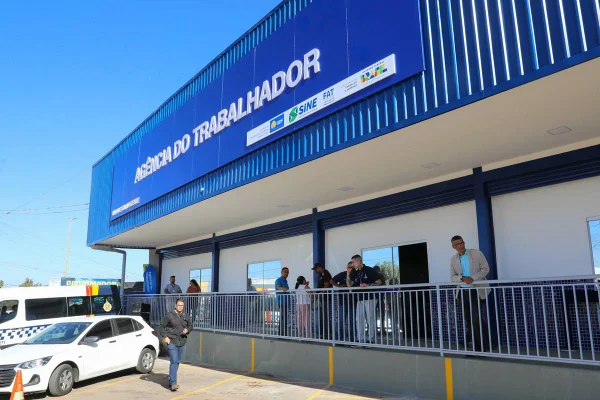 Agências do trabalhador têm 902 vagas disponíveis no DF nesta terça