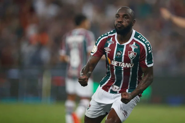 Manoel, zagueiro do Fluminense - Metrópoles