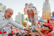 Presidente Lula durante comício em Salvador (BA)
