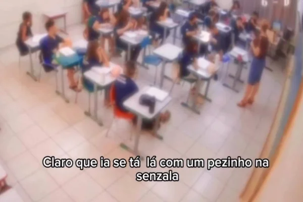 Professora racismo sala de aula