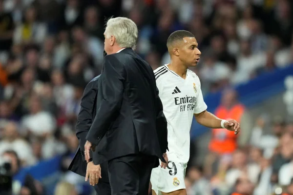 Foto colorida de Kylian Mbappé - Metrópoles