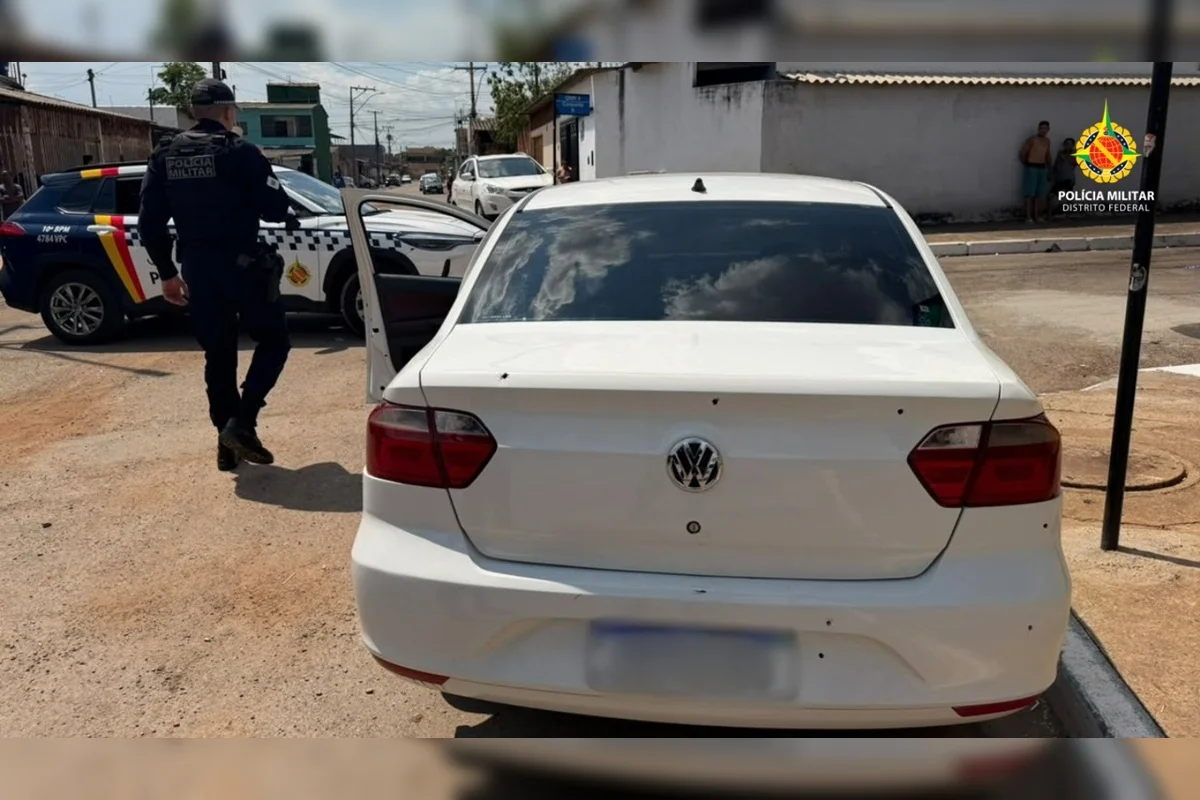 PMDF é chamada para atender ocorrência de carro abandonado PMDF é chamada para atender ocorrência de carro abandonado