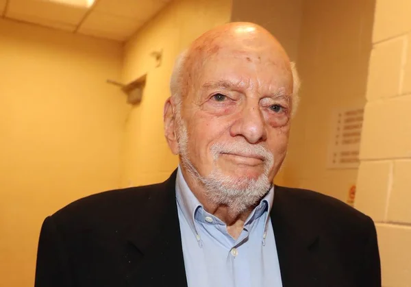 Morre Harold Prince, um dos magos dos musicais da Broadway