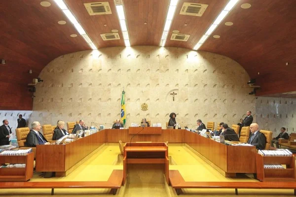 STF decide que Justiça não pode obrigar MP a fechar acordo de delação