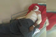 PCDF procura suspeito de atear fogo em homem que dormia na rua - imagem 3 PCDF procura suspeito de atear fogo em homem que dormia na rua - imagem 3