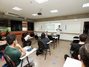 O principal objetivo do ensino híbrido é potencializar o desenvolvimento do aluno