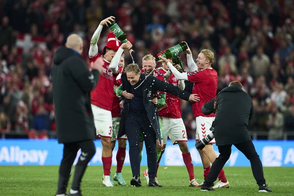 “Dinamáquina”: do drama de Eriksen à incrível classificação para a Copa do Mundo