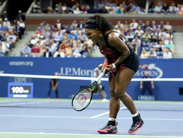 Venus resiste, mas Serena vence, avança à semifinal e mantém sonho do Grand Slam