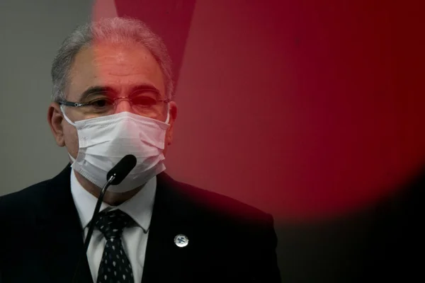 Queiroga depõe à CPI
