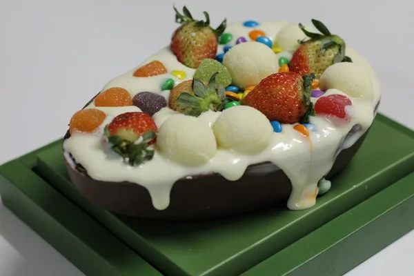Maria de Fátima Cake Designer faz brunch de Páscoa por R$ 35
