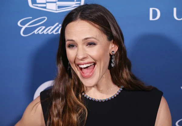 Jennifer Garner é eleita mulher mais bonita de 2019 por revista People