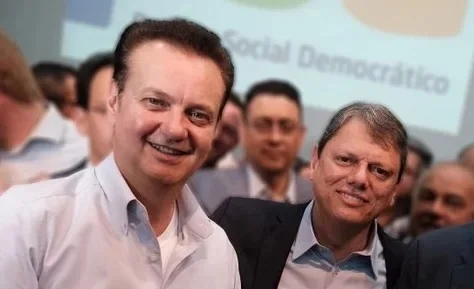 A irritação de bolsonaristas com Tarcísio de Freitas e Gilberto Kassab
