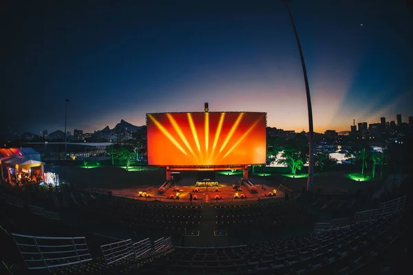 Telecine Open Air drive-in