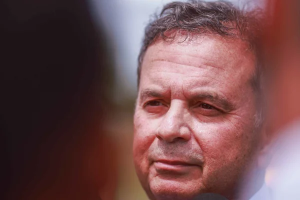 Rogério Marinho coleta assinaturas no Senado para PEC alternativa à 6×1
