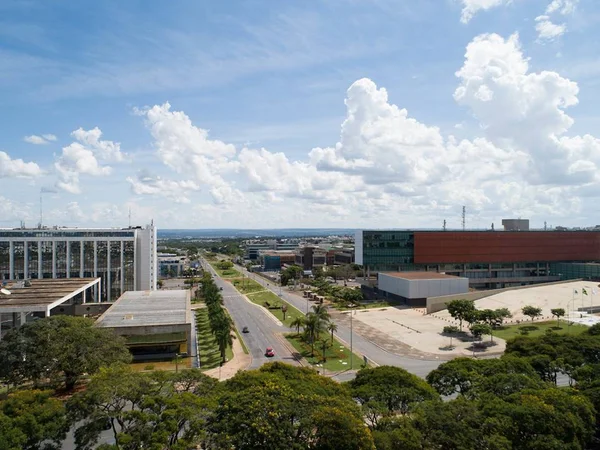 TCDF tem média salarial mais alta entre servidores: R$ 25,4 mil