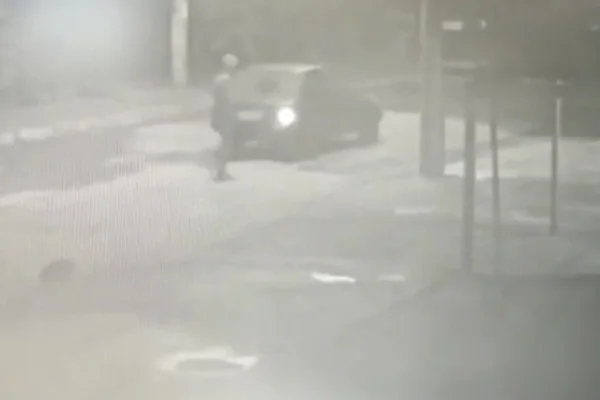 Vídeo: suspeitos empurraram carro antes de latrocínio no DF