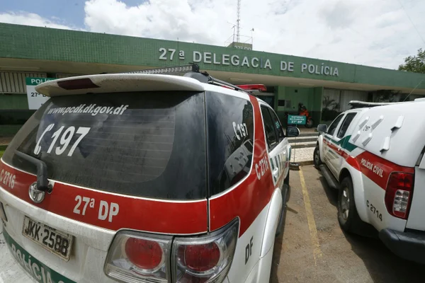 Fachada 27ª DP