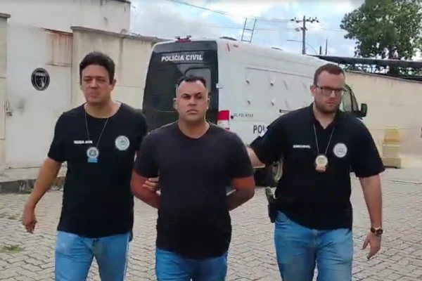 Vídeo: policial penal que atirou no pé de motoboy é preso