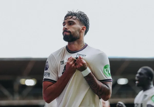 Foto colorida de Lucas Paquetá - Metrópoles