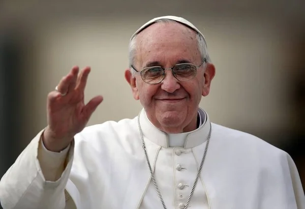 Ativistas negros pedem que Papa cobre antirracismo de presidenciáveis