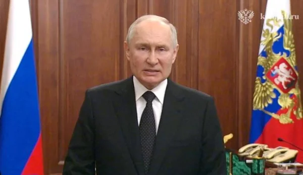 Putin ameaça retaliação se Ucrânia usar bombas de fragmentação dos EUA