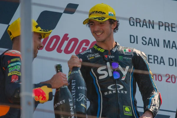 Italiano conquista segunda vitória seguida na MotoGP em San Marino
