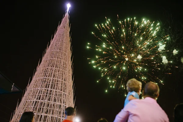 Saiba o que abre e o que fecha no feriado de Natal