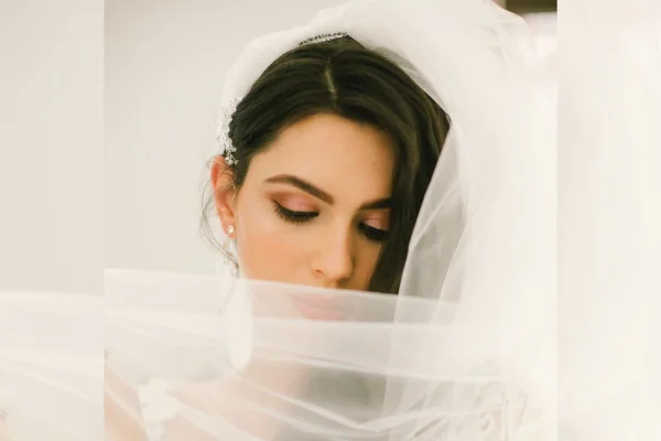 Noiva e véu