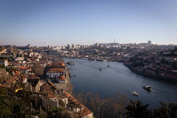 Imagem colorida do Rio Douro