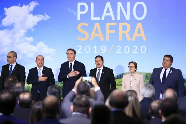 Plano Safra de Bolsonaro reserva R$ 225, 59 bilhões para área rural