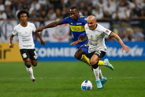 Dez anos da glória eterna: Corinthians e Boca jogam a vida nas oitavas