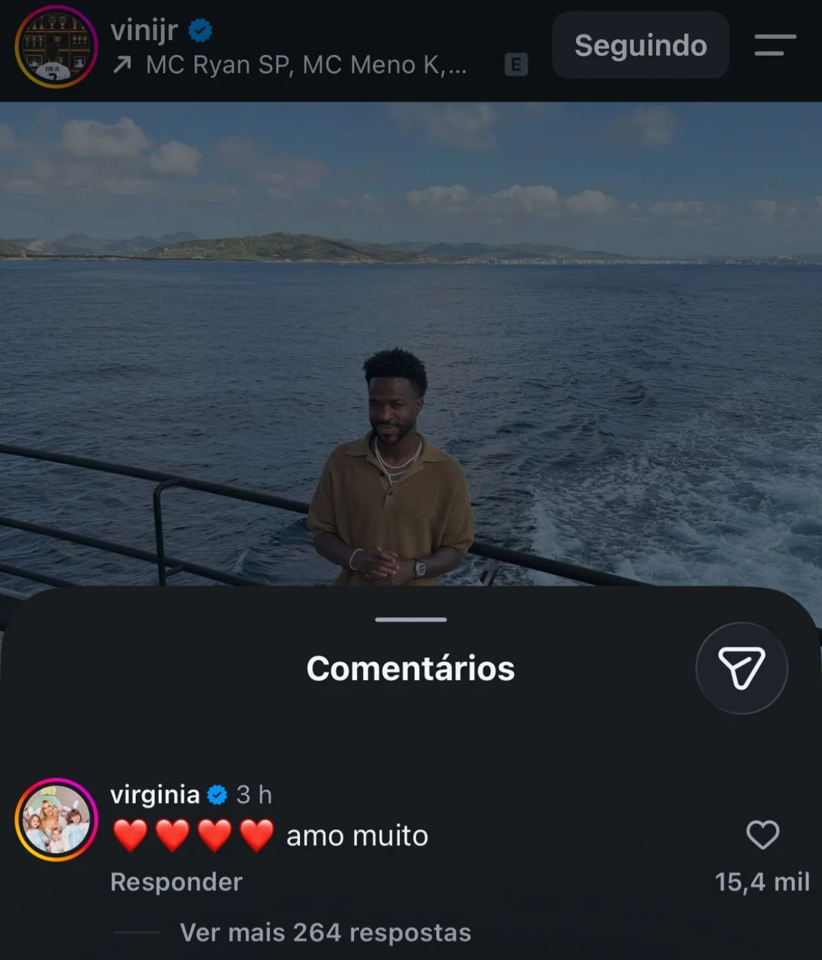 Vini Jr. abriu álbum de fotos e ganhou recado de Virginia. Vini Jr. abriu álbum de fotos e ganhou recado de Virginia.