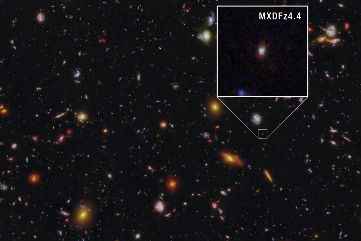 Hubble descobre galáxia primitiva que revela como o Universo primitivo se tornou transparente