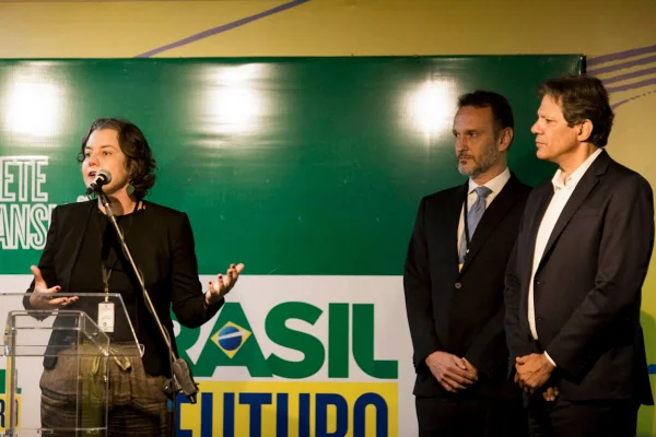 Fernando Haddad anuncia novos nomes da pasta da Fazenda. A Procuradora geral da Fazenda, Anelize Almeida e o vice, Gustavo Caldas - Metropóles