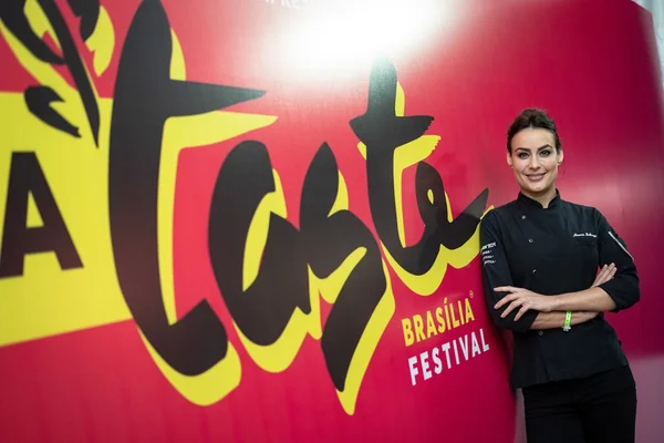Phebo convida a chef Heaven Delhaye para aula no Taste Brasília