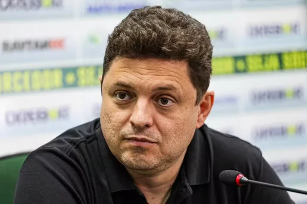 Imagem colorida de Cristiano Dresch, presidente do Cuiabá - Metrópoles