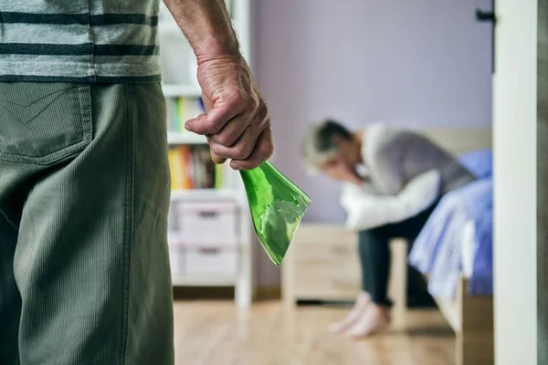 Com hashtag no Twitter, mulheres falam sobre relacionamento abusivo